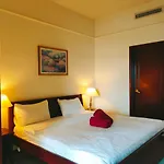Luxhouz Suites At Times Square Kuala Lumpur