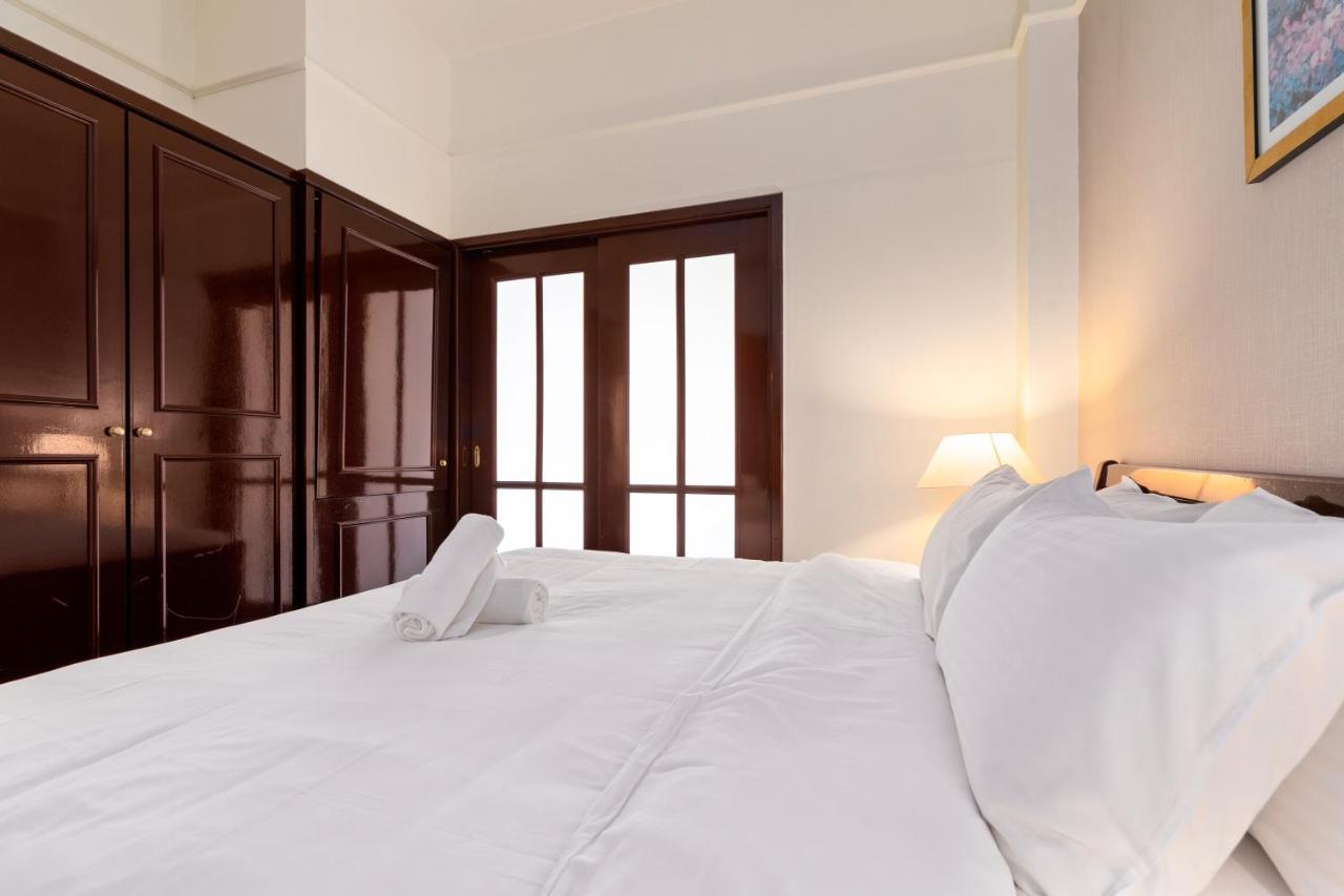 Aparthotel Luxhouz At Times Square